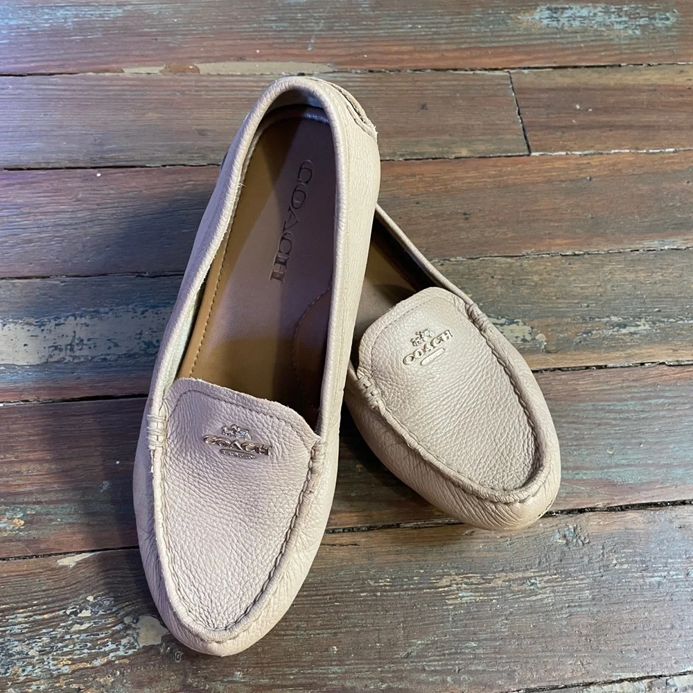 Coach Marley Driver Leather Loafers Quiet Luxury Slip On Metal Logo- Sz 6 🧡🎀